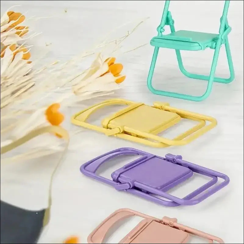 4pcs Cute Mini Chair Phone Stand – Creative Desktop Mobile Holder Foldable Lazy Drama for Decorative Ornaments