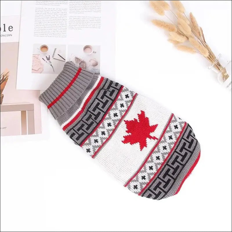 Cute Cat Sweater Costume - Winter Warm Pet Clothes for Cats Sphynx Pullover Cozy Apparel Gatos & Mascotas - Canadian
