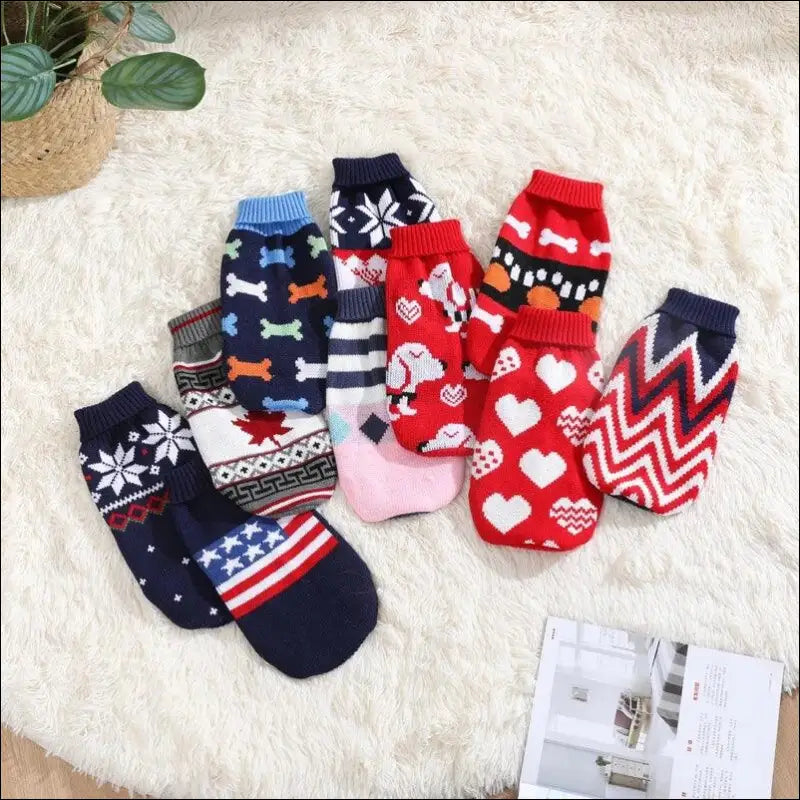 Cute Cat Sweater Costume - Winter Warm Pet Clothes for Cats Sphynx Pullover Cozy Apparel Gatos & Mascotas