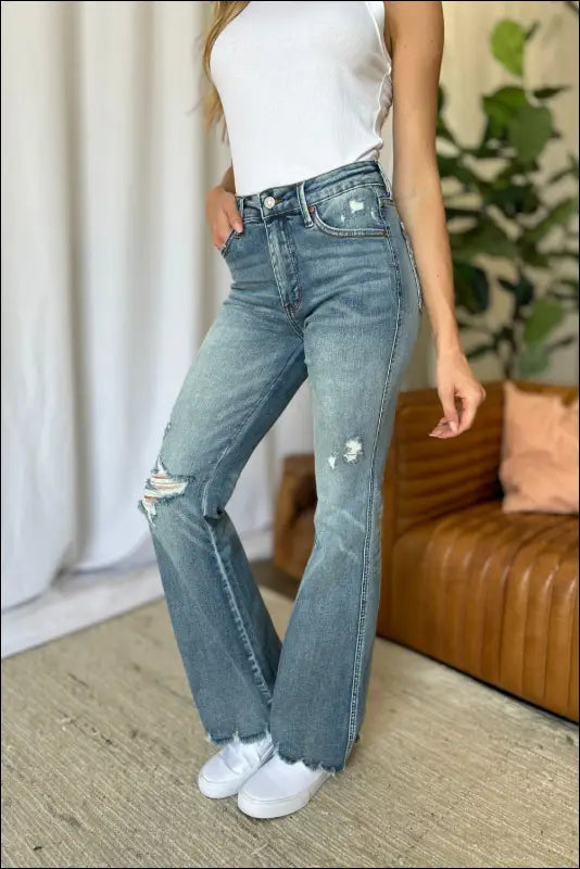 Judy Blue Full Size Medium Rise Tummy Control Destroy Flare