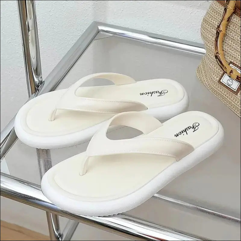 Soft Sole Platform Flip Flops for Women – Summer Beach Non-Slip Cloud Slippers Thick Clip Toe Bathroom Slides Sandals