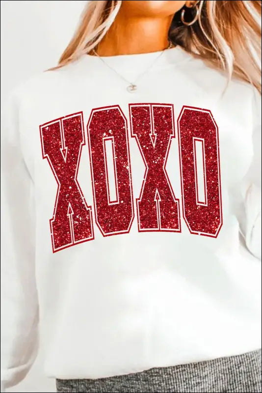 Valentine’s Day XOXO Glitter Round Neck Sweatshirt