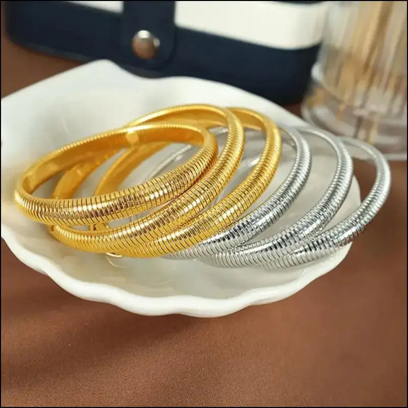Waterproof 18K Gold Plated Stainless Steel Bracelet – Retro Elastic Thick Metal Polish Unisex Fashion Jewelry for Men