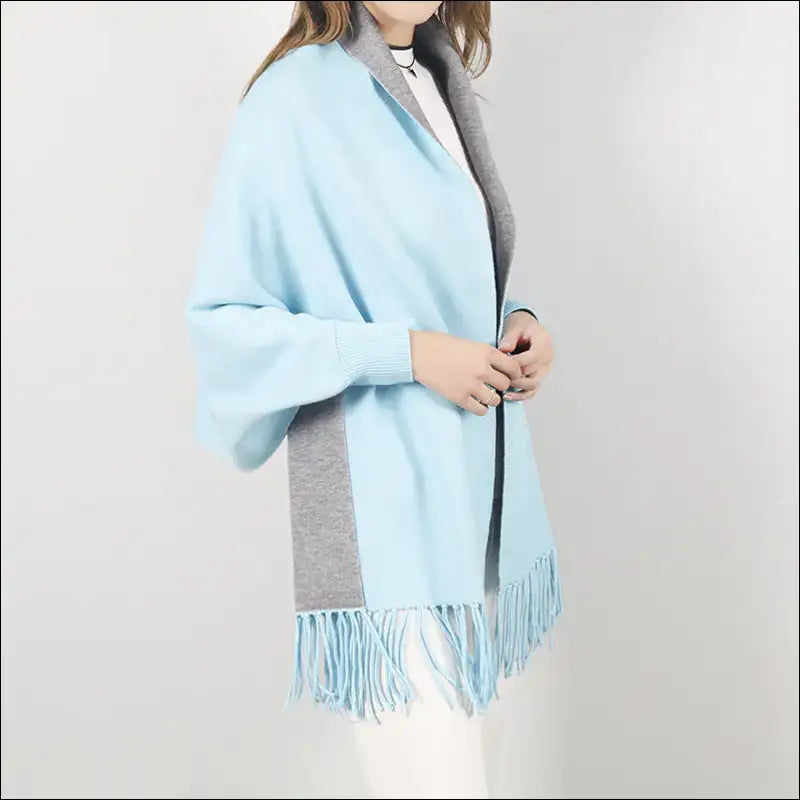 Win Winter Reversible Poncho With Fringes