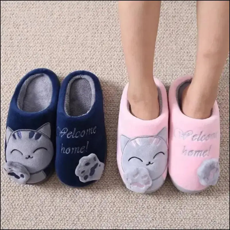 Women’s Winter Warm Plush Cat Slippers - Furry Indoor Home Shoes with Round Toe Design for Bedroom & Floor Comfort