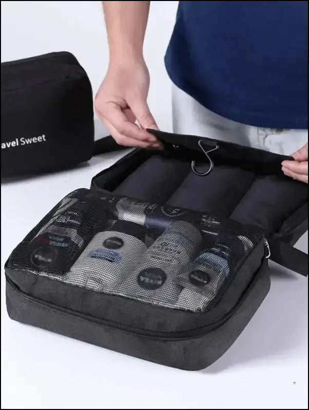 1PC High-Quality Travel Cosmetic Bag – Waterproof Toiletries Organizer Hanging Makeup for Men & Women - Black - Man