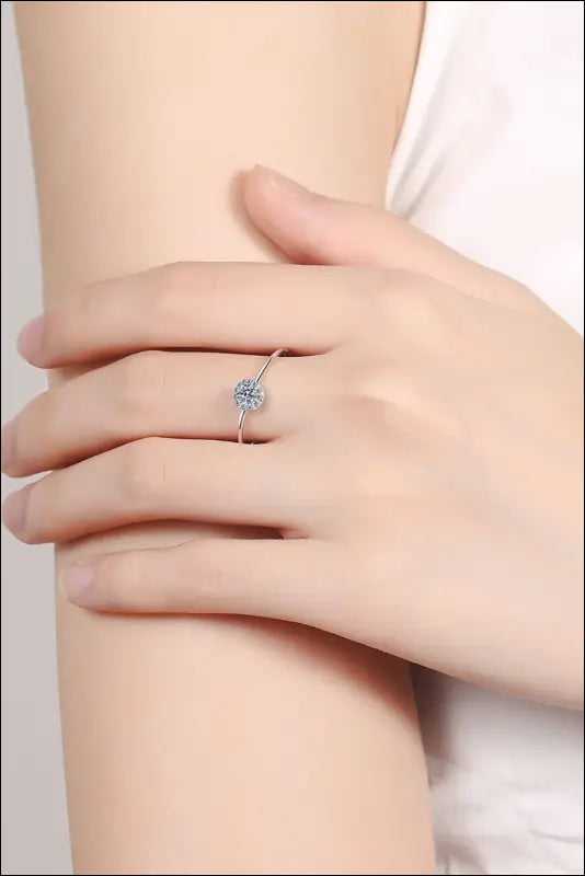 925 Sterling Silver Moissanite Ring