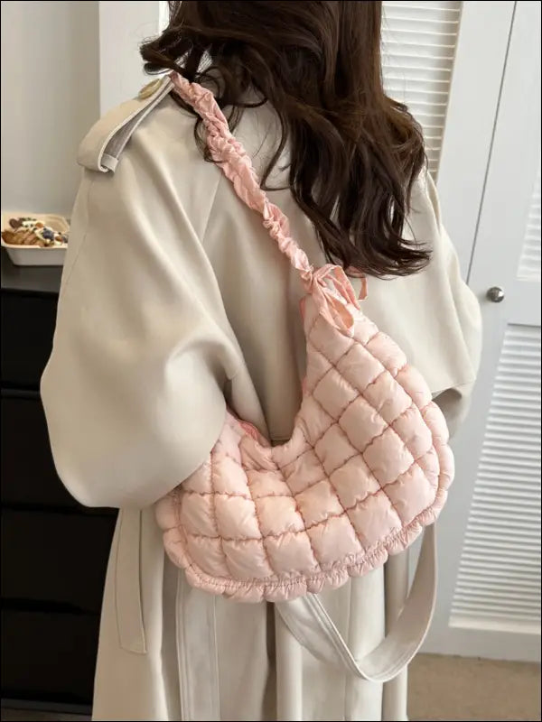 Bubble Texture Ruched Strap Quilted Shoulder Bag - Pink / One Size
