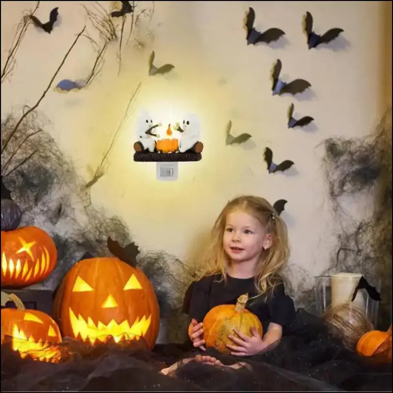 Fashionable Ghost Campfire Nightlight | Flickering Plug-In Halloween Pumpkin Night Light for Spooky Decor