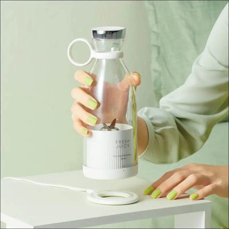 Portable USB Electric Juicer Blender - Mini Fruit Mixer Multifunction Milkshake Maker Food & Juice Extractor - Mixers
