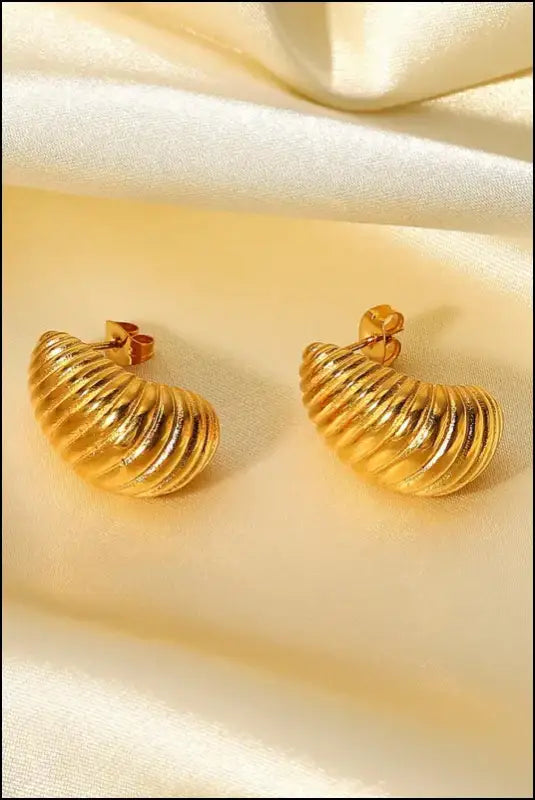 Shell Shore Spiral Stud Earrings - Gold / One Size