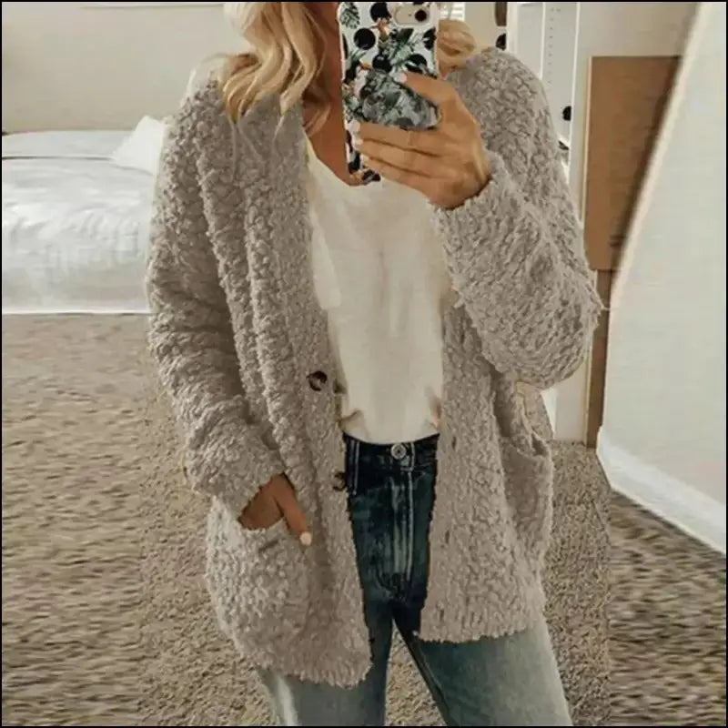 Solid Color Women’s Top with Pockets Sweater Jacket Women Plus Size Casual Outerwear for Elegant Button Cardigan