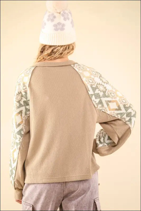 VERY J Printed Long Sleeve Round Neck Knit Top