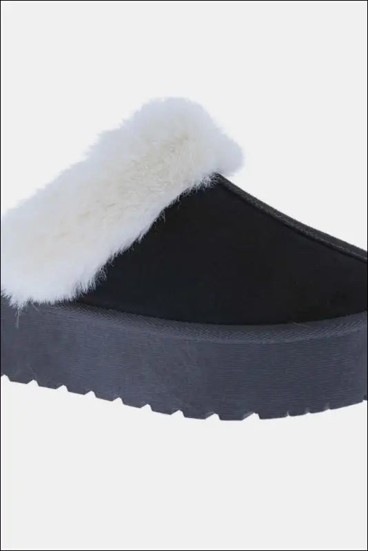 Weeboo Thick Bottom Fur Trim Snow Slippers