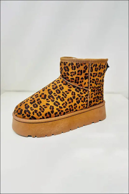 WILD DIVA Thermal Furry Leopard Platform Booties