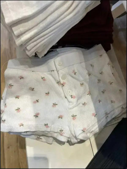 ’Women’s Vintage Low-Waist Cotton Shorts - Soft Button-Front Chic Summer Bottoms (2023)’ - color27 / One Size