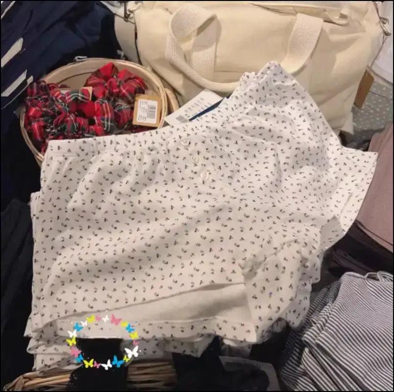 ’Women’s Vintage Low-Waist Cotton Shorts - Soft Button-Front Chic Summer Bottoms (2023)’ - color25 / One Size