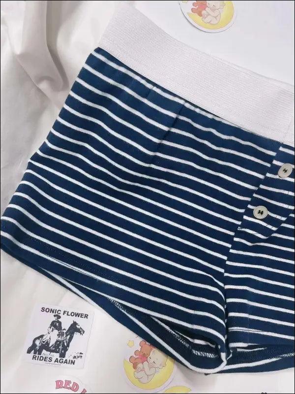 ’Women’s Vintage Low-Waist Cotton Shorts - Soft Button-Front Chic Summer Bottoms (2023)’ - Women Boxer