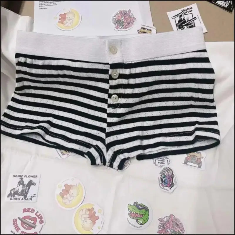 ’Women’s Vintage Low-Waist Cotton Shorts - Soft Button-Front Chic Summer Bottoms (2023)’ - Women Boxer