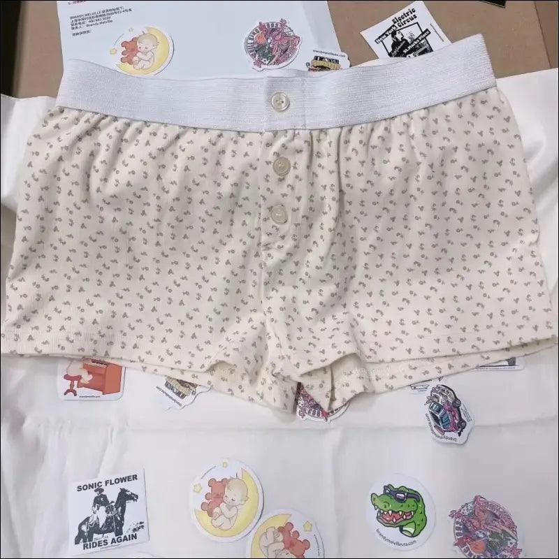 ’Women’s Vintage Low-Waist Cotton Shorts - Soft Button-Front Chic Summer Bottoms (2023)’ - Women Boxer