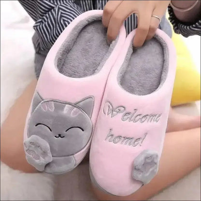 Women’s Winter Warm Plush Cat Slippers - Furry Indoor Home Shoes with Round Toe Design for Bedroom & Floor Comfort
