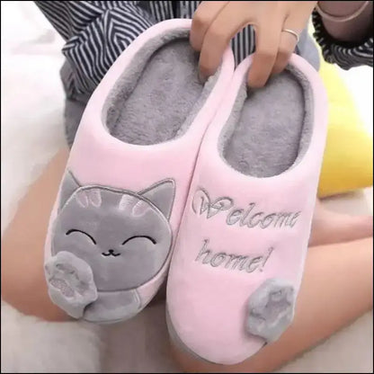 Women’s Winter Warm Plush Cat Slippers - Furry Indoor Home Shoes with Round Toe Design for Bedroom & Floor Comfort