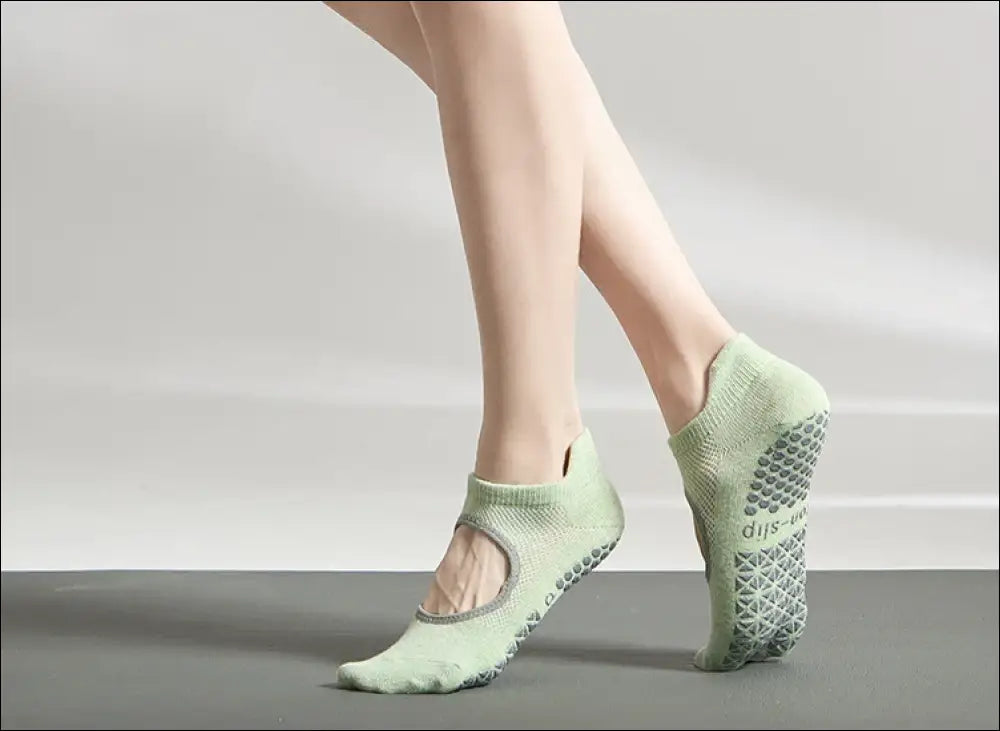 Yoga Socks Women Silicone Non-slip Pilates Grip Low-ankle Sock