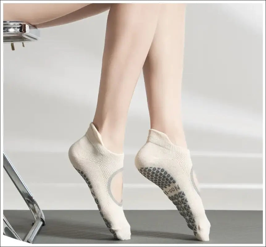 Yoga Socks Women Silicone Non-slip Pilates Grip Low-ankle Sock